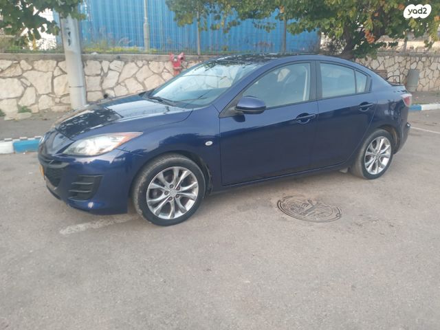 מודעת רכב מאזדה 3