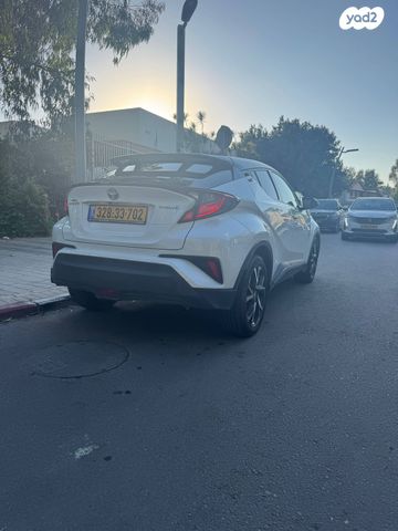 טויוטה C-HR
