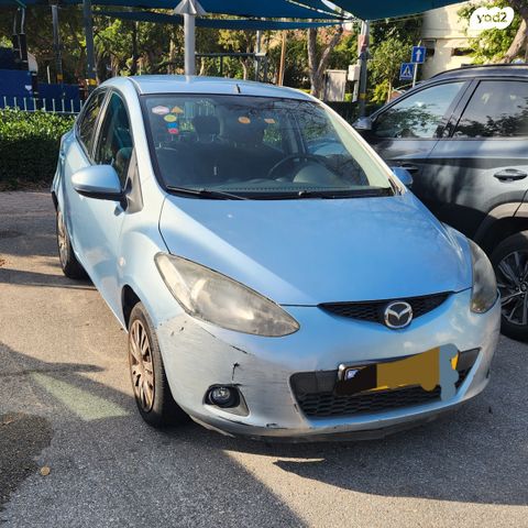 מודעת רכב מאזדה 2