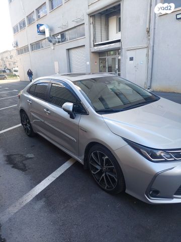 מודעת רכב טויוטה קורולה