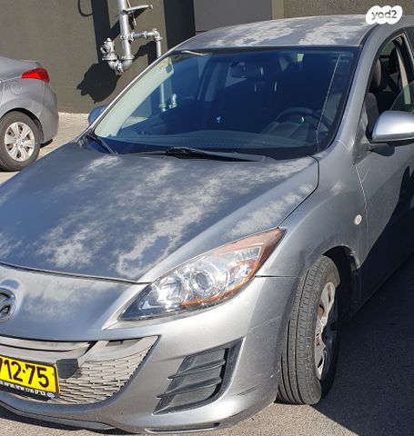 מודעת רכב מאזדה 3