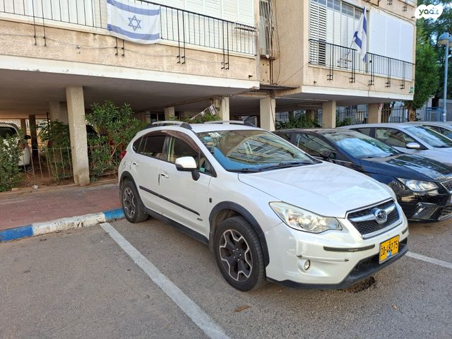מודעת רכב סובארו XV