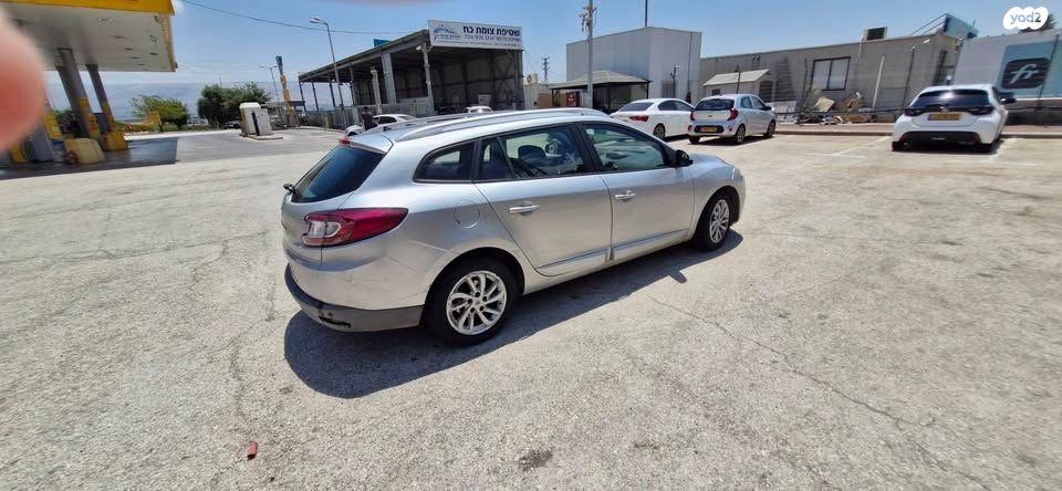 מודעת רכב רנו מגאן