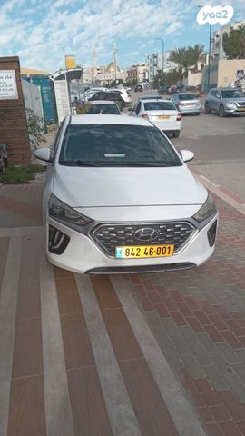 יונדאי איוניק