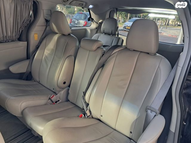 מודעת רכב טויוטה סיינה