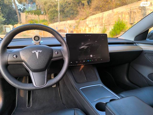 טסלה מודל 3