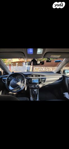 מודעת רכב טויוטה קורולה