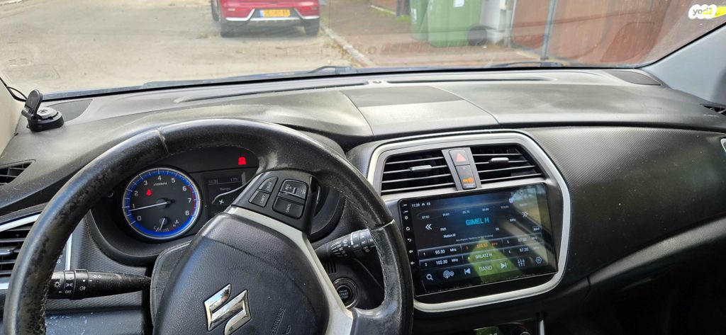 סוזוקי קרוסאובר