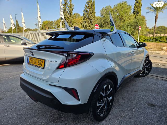 טויוטה C-HR