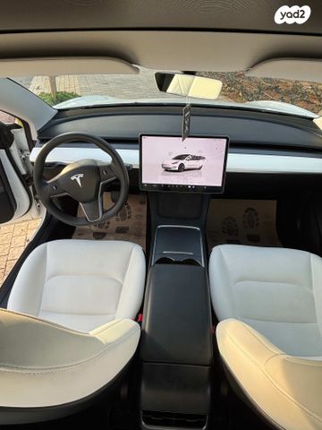 מודעת רכב טסלה מודל 3