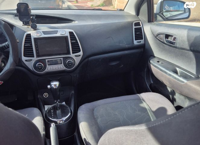 מודעת רכב יונדאי i20