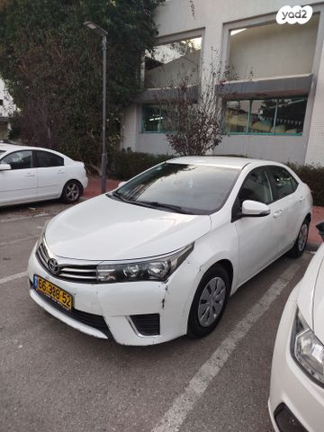 מודעת רכב טויוטה קורולה