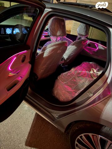 צ׳רי אריזו 8