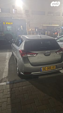 טויוטה אוריס