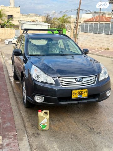 סובארו אאוטבק