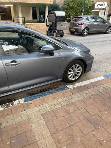 טויוטה קורולה