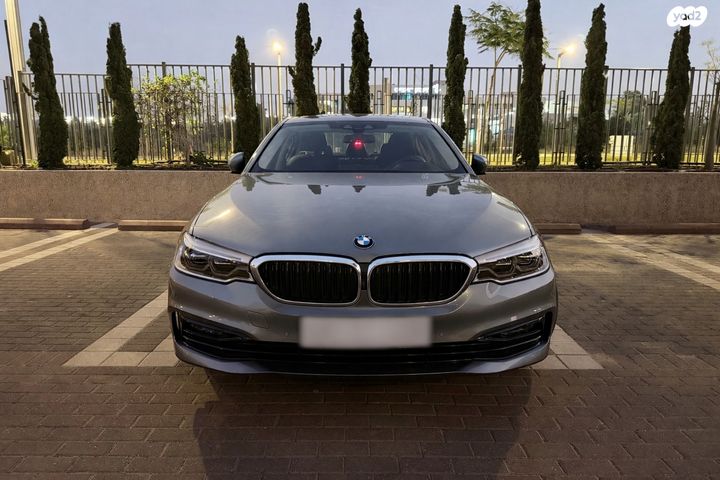 מודעת רכב ב מ וו סדרה 5