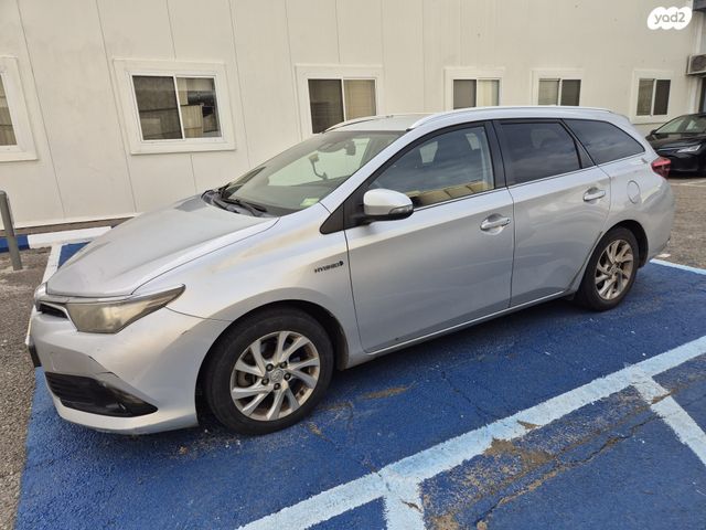 מודעת רכב טויוטה אוריס