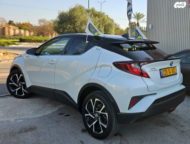 טויוטה C-HR