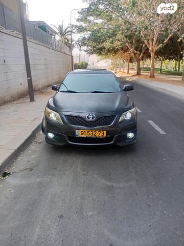 טויוטה קאמרי