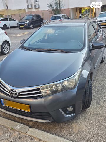 מודעת רכב טויוטה קורולה