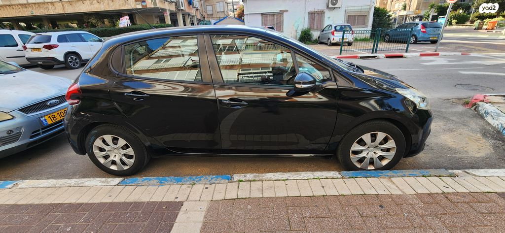 מודעת רכב פיג'ו 208