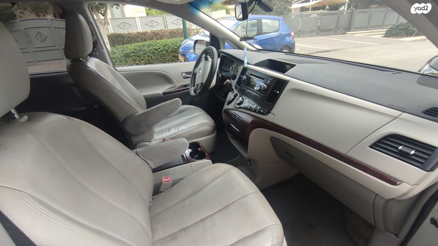 טויוטה סיינה