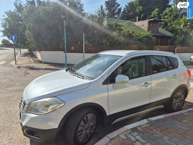 מודעת רכב סוזוקי קרוסאובר