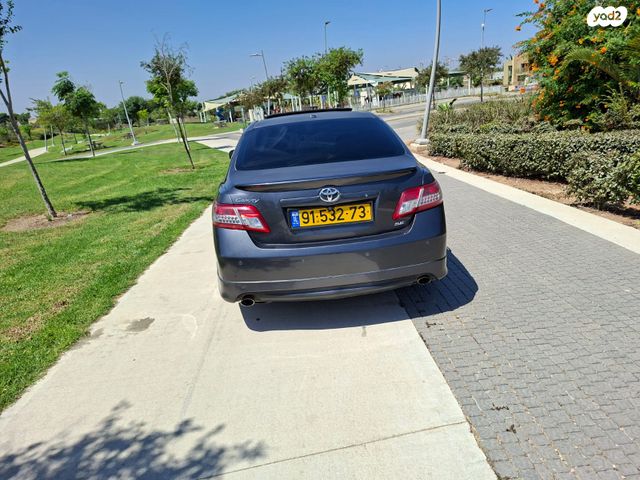 טויוטה קאמרי