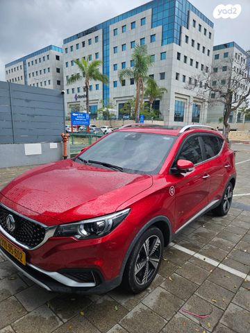 מודעת רכב אם ג'י ZS