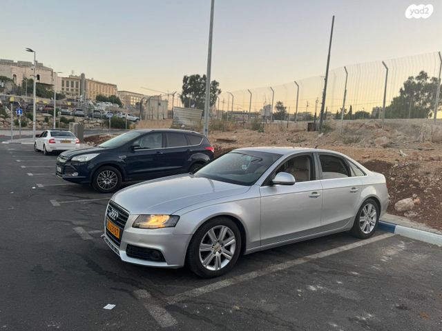 אאודי A4