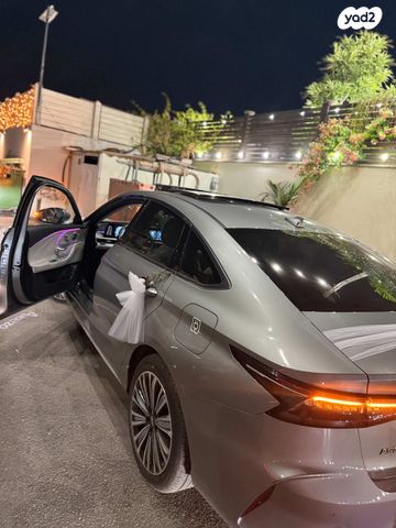 צ׳רי אריזו 8