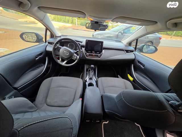 טויוטה קורולה