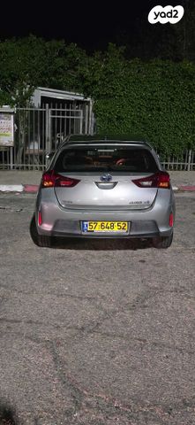 מודעת רכב טויוטה אוריס