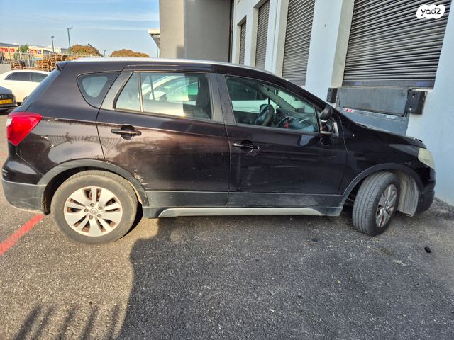 מודעת רכב סוזוקי קרוסאובר