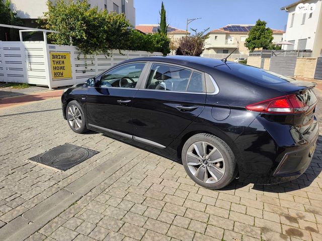 מודעת רכב יונדאי איוניק