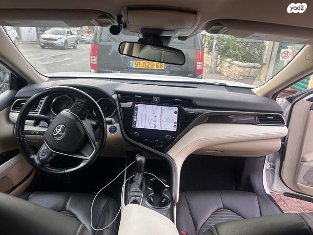 טויוטה קאמרי