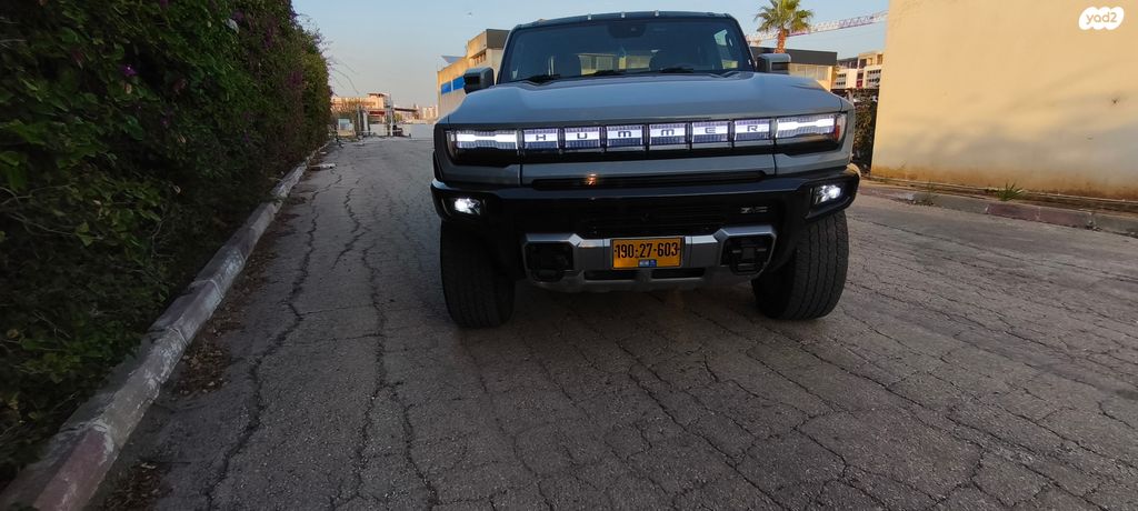 ג'י.אם.סי האמר EV