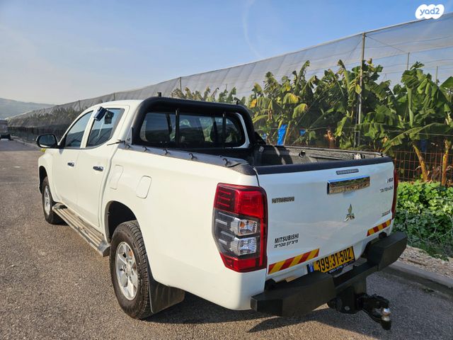 מיצובישי טרייטון / L200