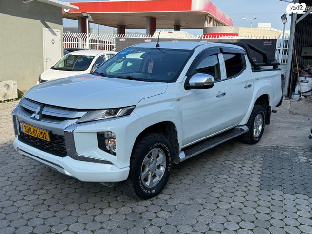 מודעת רכב מיצובישי טרייטון / L200