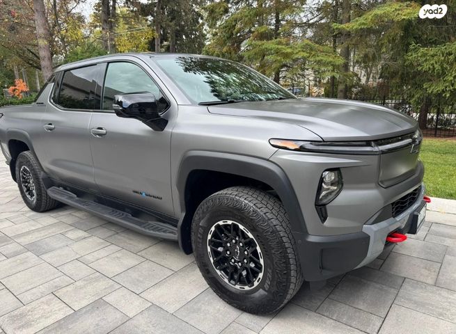 מודעת רכב שברולט סילברדו EV