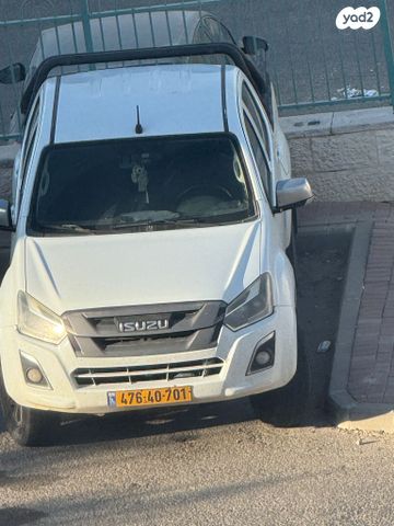 מודעת רכב איסוזו די-מקס