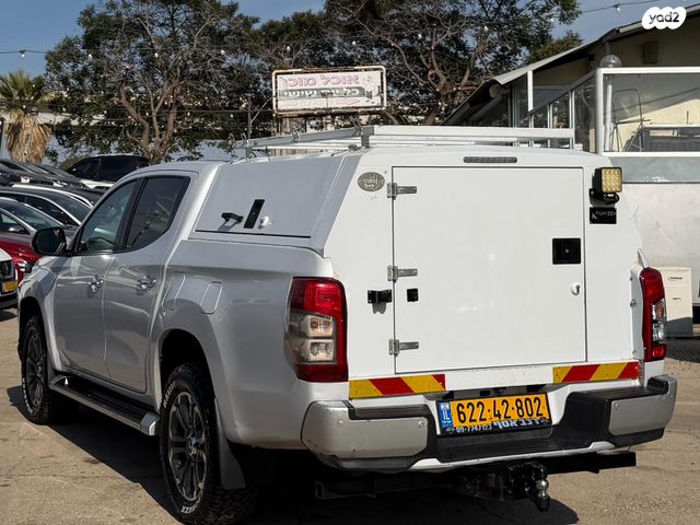 מיצובישי טרייטון / L200