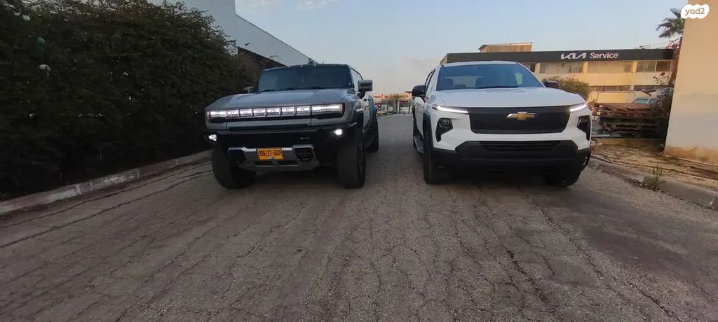 ג'י.אם.סי האמר EV