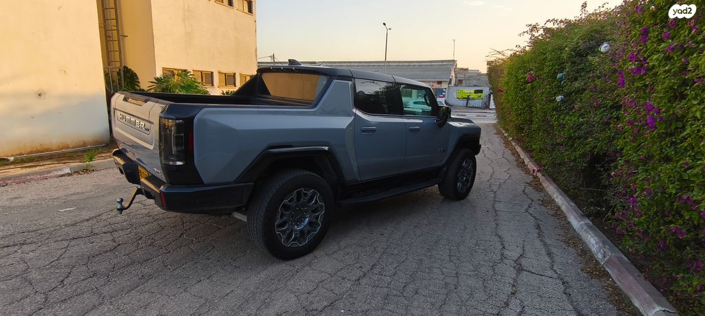 ג'י.אם.סי האמר EV