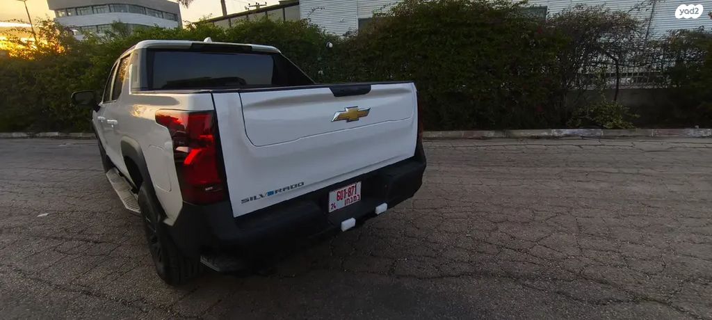 שברולט סילברדו EV