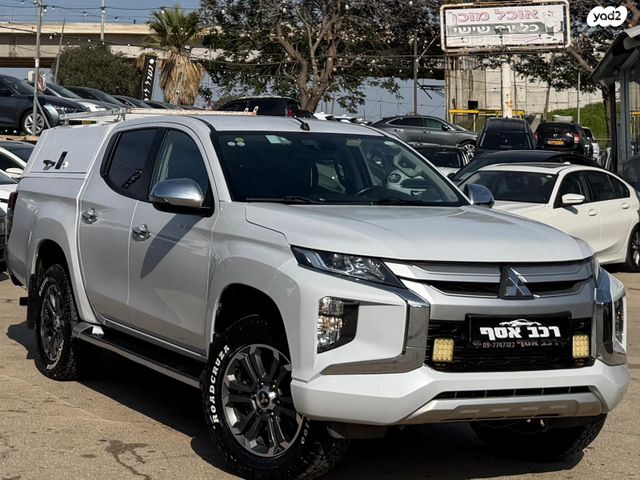 מיצובישי טרייטון / L200