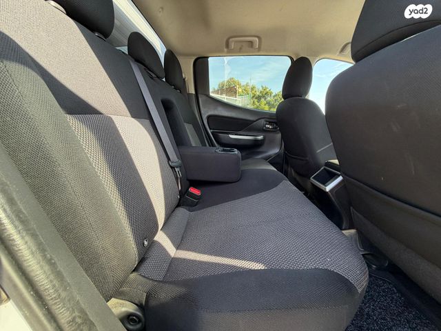 מיצובישי טרייטון / L200