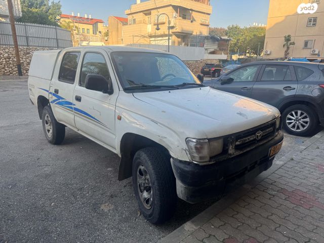 טויוטה היילקס