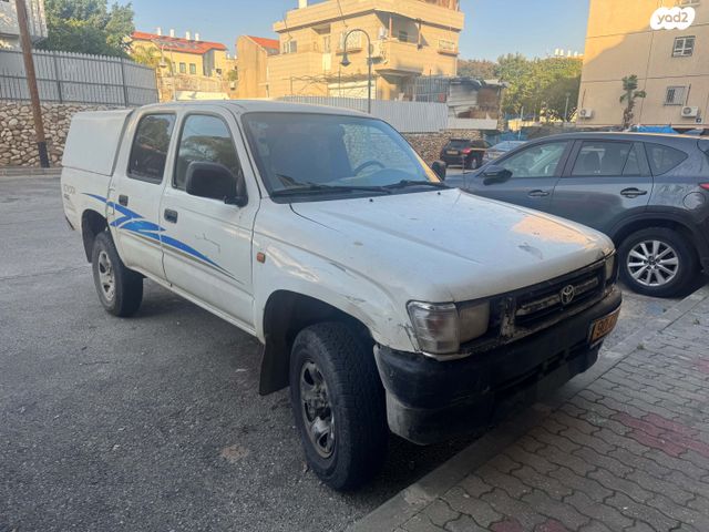 טויוטה היילקס